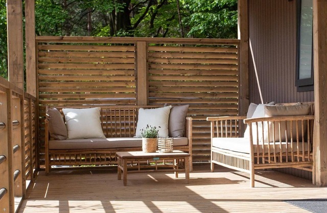 The Family Cottage is comfortably and luxuriously furnished so you can fully enjoy your vacation on the Utrecht Hill Ridge.