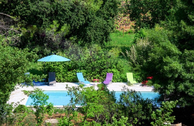 "The first time", charming 2 rooms 3 stars, magnificent view of the vineyards