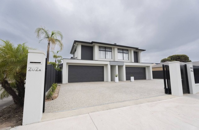 The Grange Hideaway - Luxurious Brand New Home