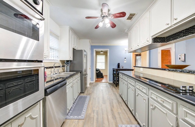 The Great Houston Hideaway Awaits!