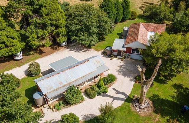 The Greenhill Cherry Homestead