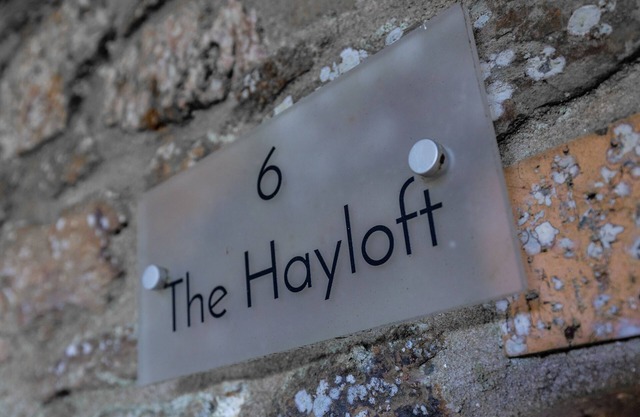 The Hayloft - Perfect place to escape to in Noss Mayo