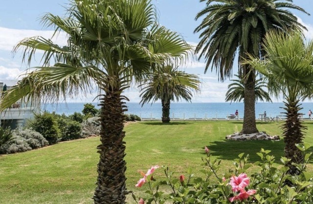 THE HIBISCUS | Coast & Country | WINTER DEAL - Stay for 3, Pay for 2