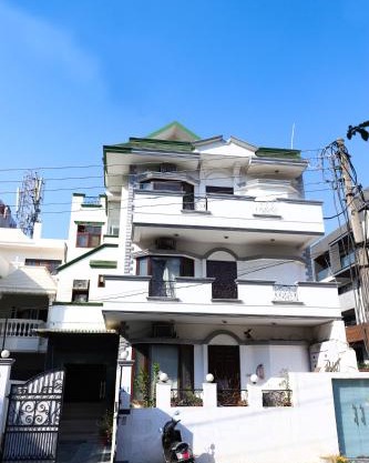 The Hotel Vagmi - Blue DLF Gurugram