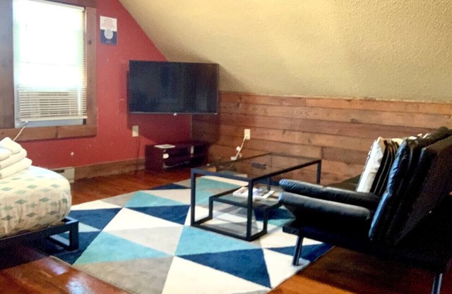 The House Hotels - Thoreau Loft