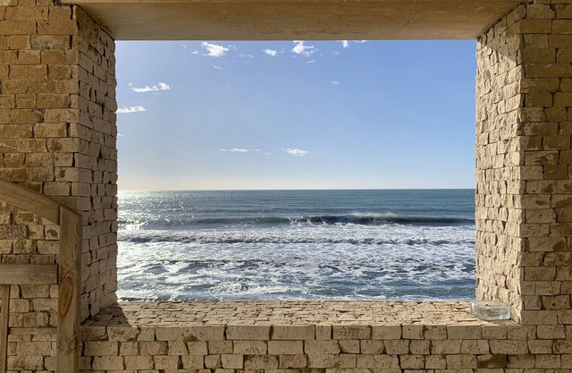 The house on the beach