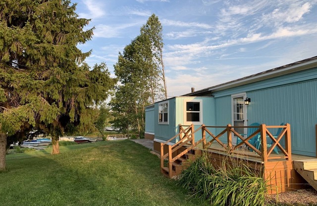 The Island Bay Waterfront cottage