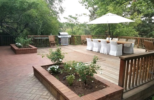 The Ivy House + The Carriage House at Sacred Mountain