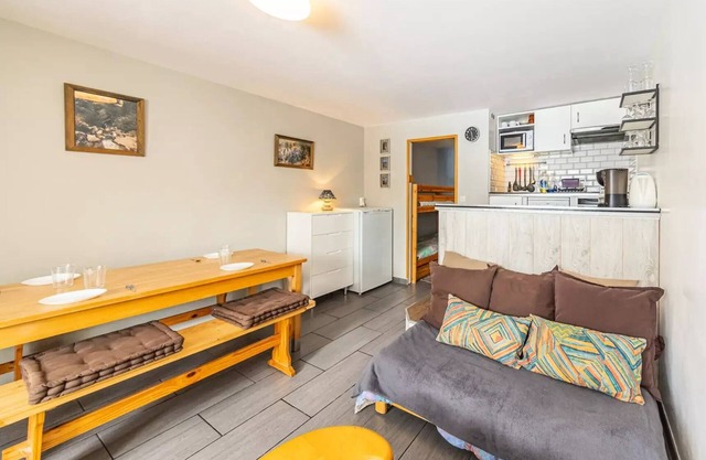 The Labellemontagne Apartments of Saint François Longchamp - Studio 4 People Comfort