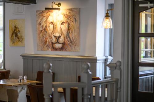 THE LAZY LION