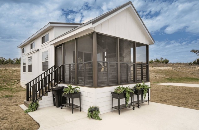 The Little Haus - 153