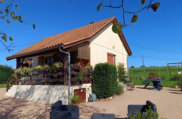 The Little House in the Périgord Countryside