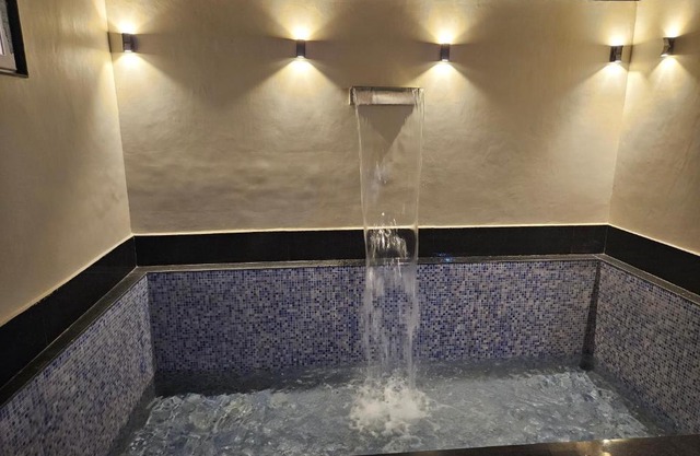The Lodgers Boutique Hotel Near India Expo Centre & Mart Greater Noida