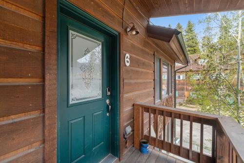 The Loose Moose Lodge #6 At Downtown Grand Lake