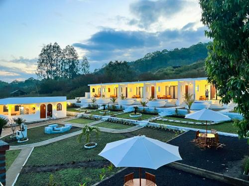 The majestic bali
