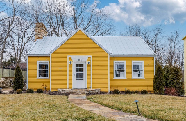 The Marigold Cottage by StayLage