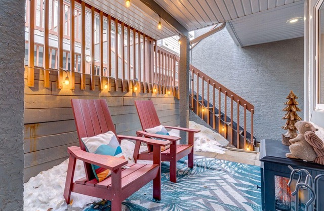 The Norquay | Pet-Friendly 2 Bed + Mtn View