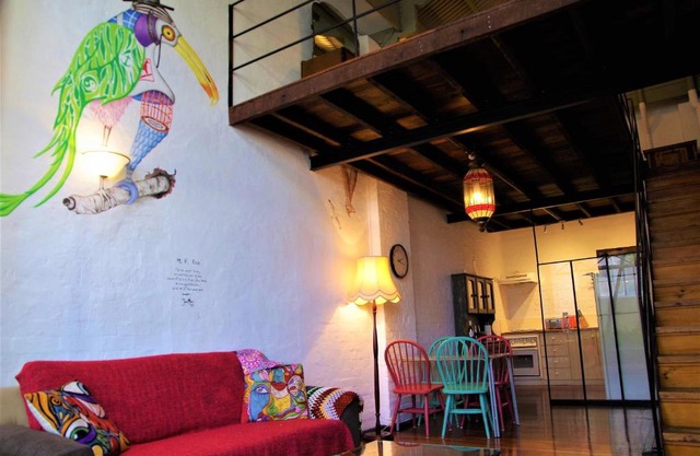 The Old Joyce Factory Loft Apartment