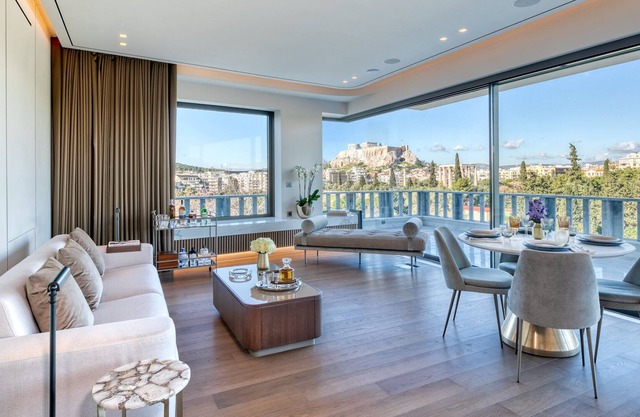 The One Acropolis | King Suite with balcony