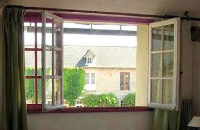 ------THE ORCHARD-----