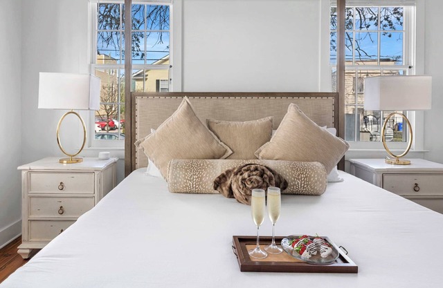 The Palmetto | Rooftop Retreat, Elevated Style