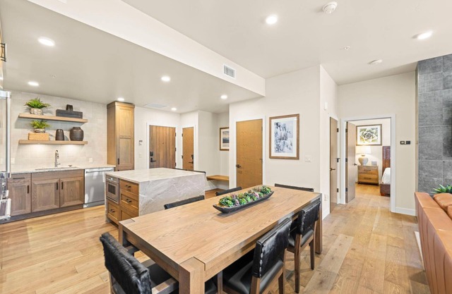 The Powder Nest | 1B Village Condo