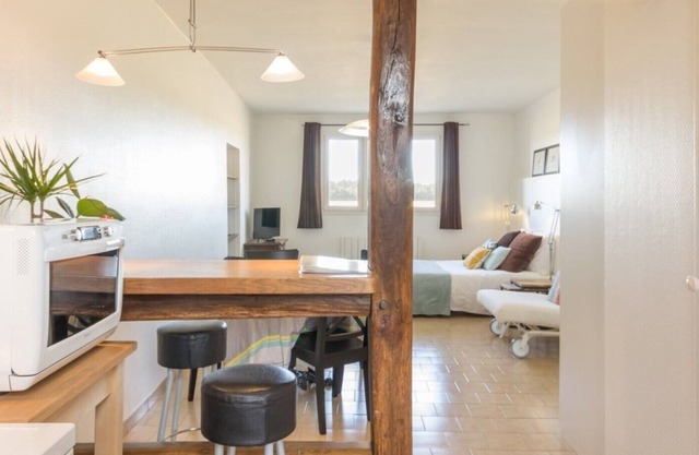 The Presles Farm "Côté Cour" - 35 m2 - 2/4 pers in the heart of the fields