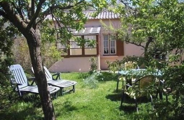 the quiet of the countryside cottage seaside hermerie the strong mahon range