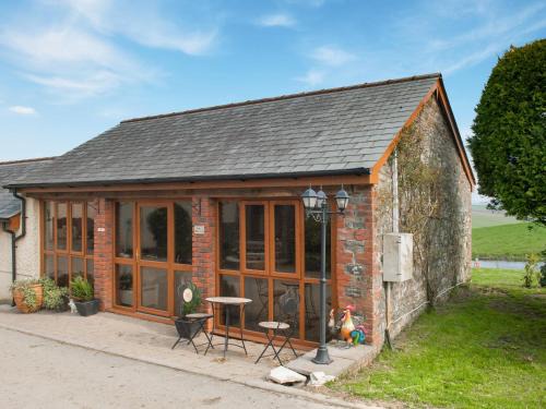 The Retreat - Uk48331