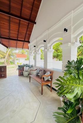 The Ridge Colonial Villa