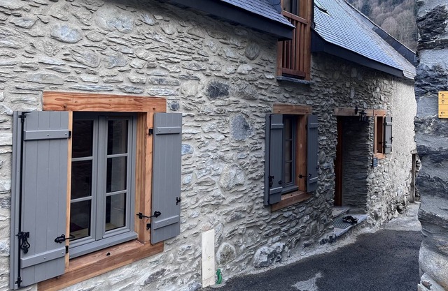 The Rioumajou barn - near St Lary