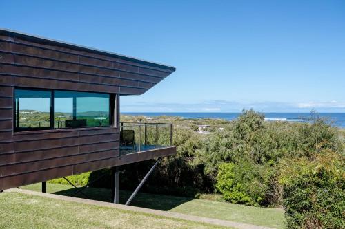 The Roost Residence l Private Properties