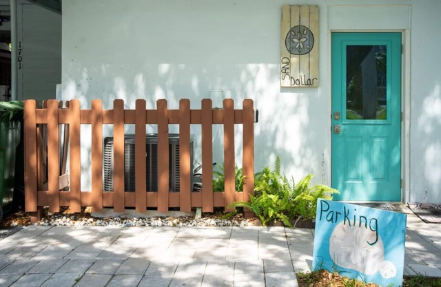 The Sand Dollar Cottage