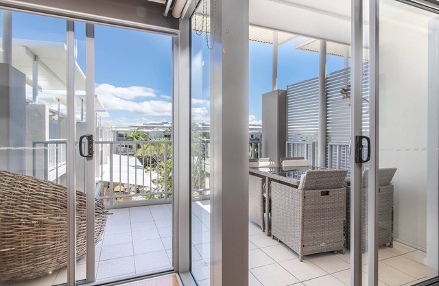 The Sand Resort Kingscliff - One Bed Pool view (3302)