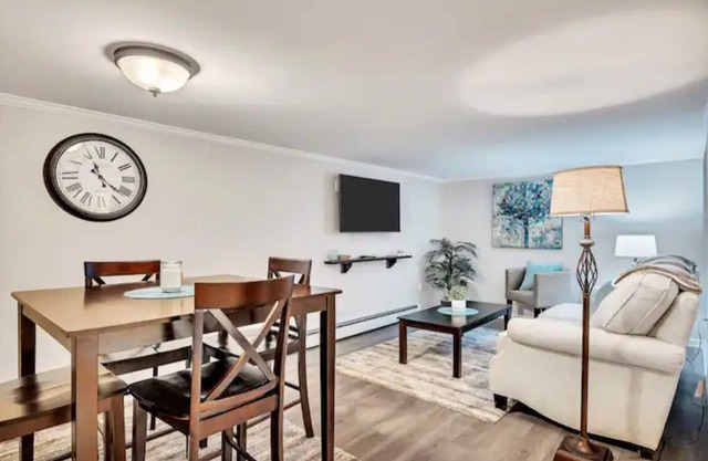 The Saratoga Hideaway|Gazebo|Short Walk to Track