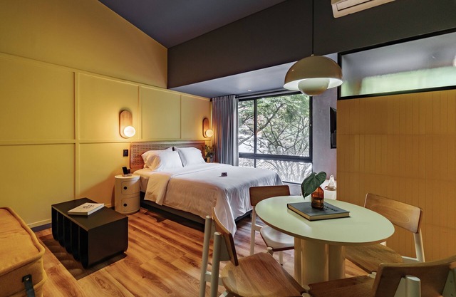 The Somos Flats Provenza