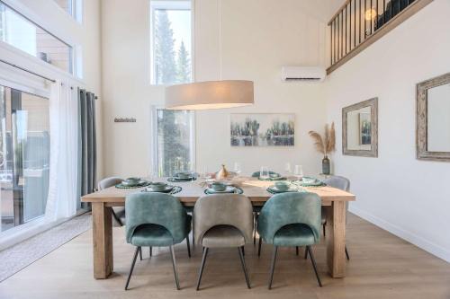 The Sophia - Comfort & Elegance in the Forest - Spa & Office