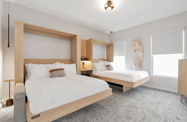 The St. Laurent: DBL DBL - Sleeps 4