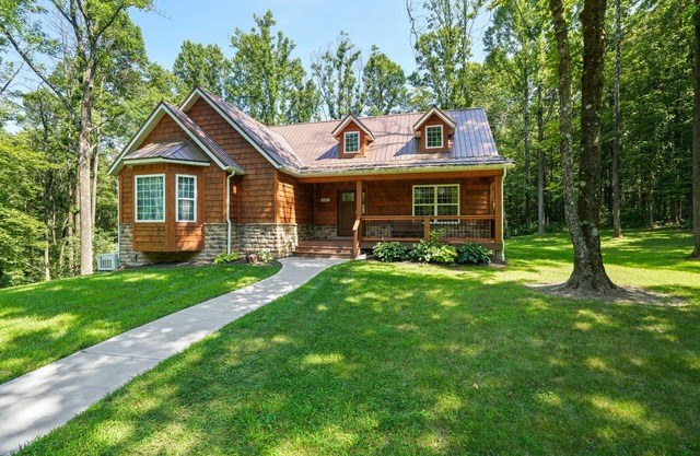 The Wildrose | Hocking Hills