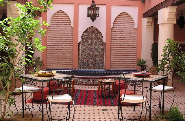 The Yamsara riad is a guest house in the heart of the Medina