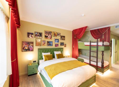 Theater Hotel