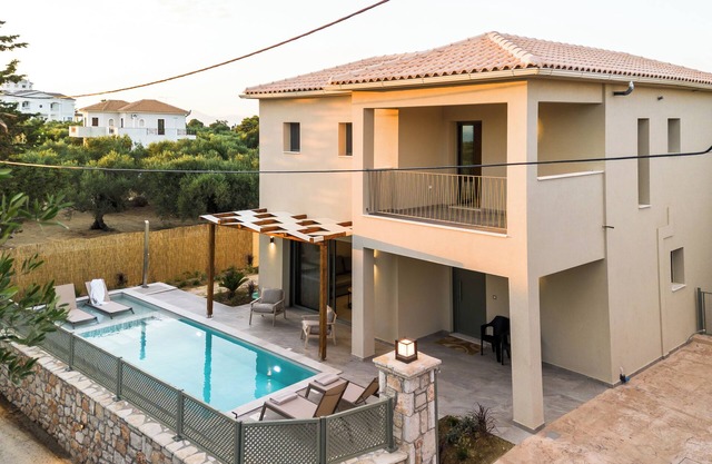 Theoni House, charming 3-bedroom villa with swimming pool in beautiful Zakynthos