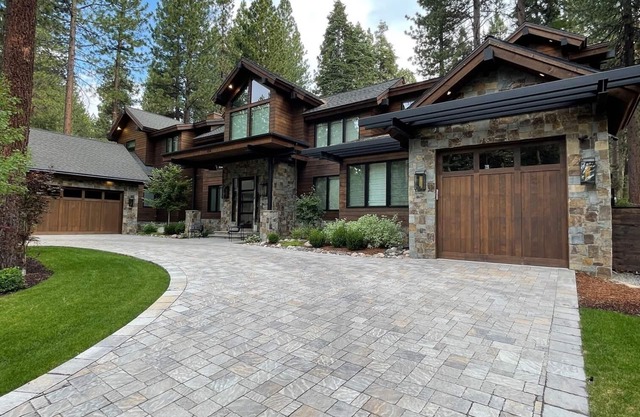 This exquisitely designed, modern mountain home