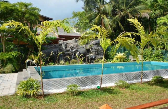 This is villa located in the heart of Hikkaduwa