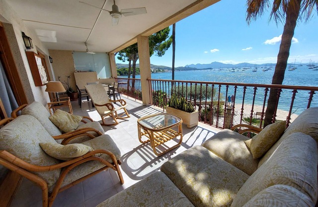 Three Bedroom Apartment on the Pine Walk With Superb Views. Wifi and Air Con