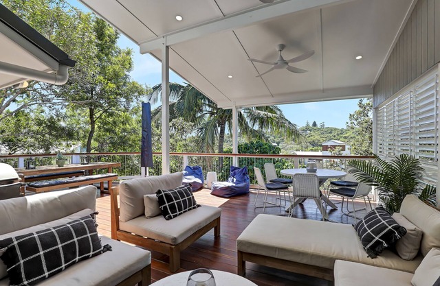 Three bedroom house easy walk to several beaches including dog beach, and.