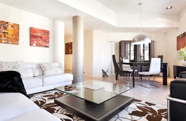Three bedroom superior apartment Paseo de Gracia - You Stylish