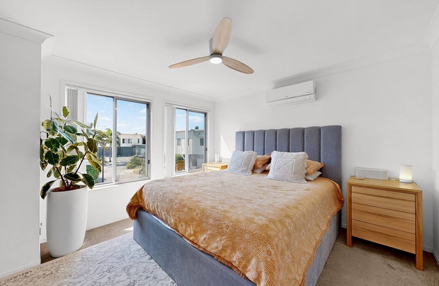 Three bedroom townhouse with pool