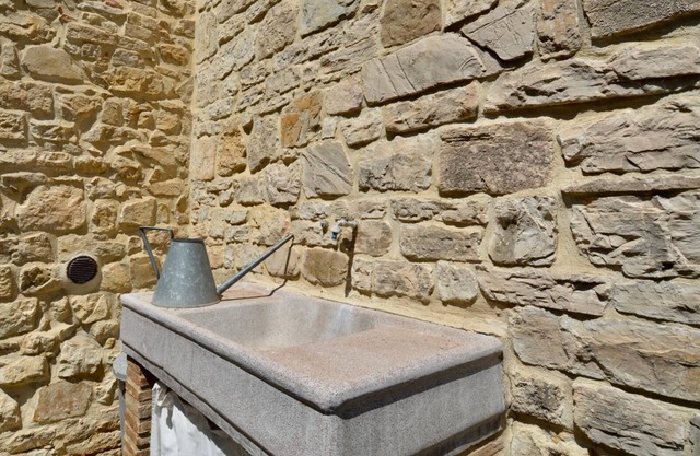 Three Bedroom Villa in Todi