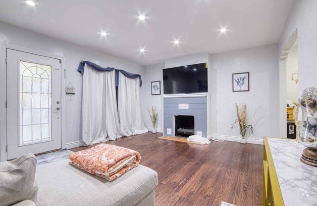 Three bedrooms two bath close to Miami International airport.